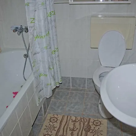 شقة Lily'S & Tean Apartments بوريتش
