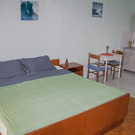 Lily'S & Tean Apartments شقة *